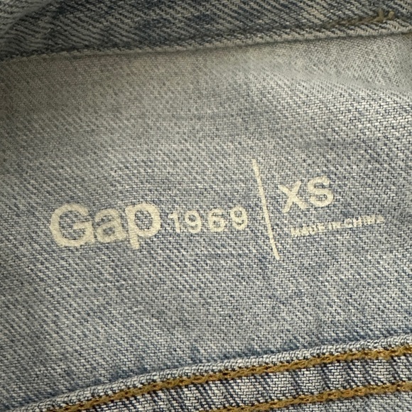 Gap 1969 Raggedy Jean Jacket XS - Picture 5 of 8